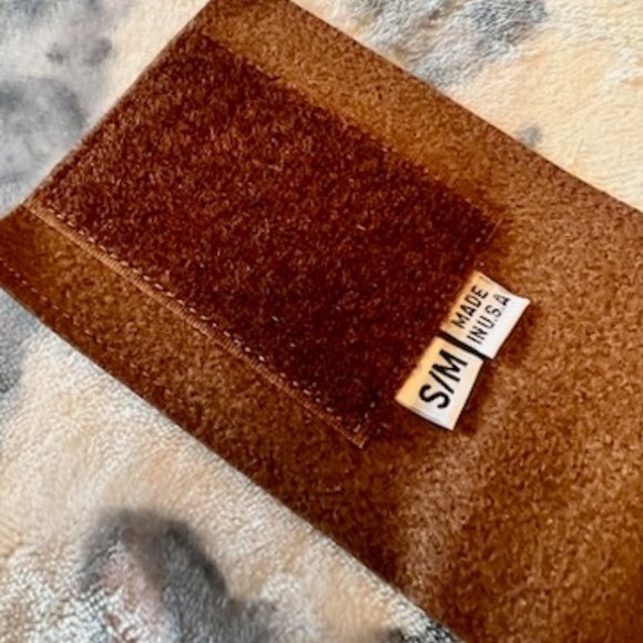 Susan Lanci Wizzer in Hide S/M - Picture 6 of 9